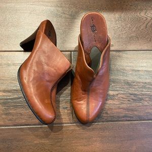 Born Crown Slip on Leather Mule Clogs
